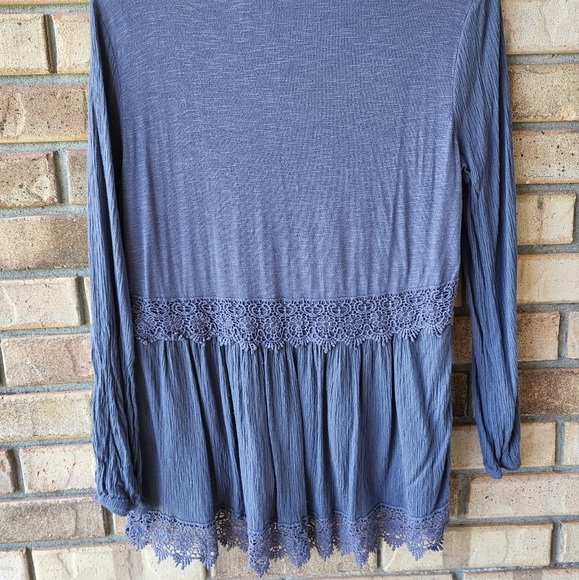 Boho tunic with lace details - Picture 2 of 3